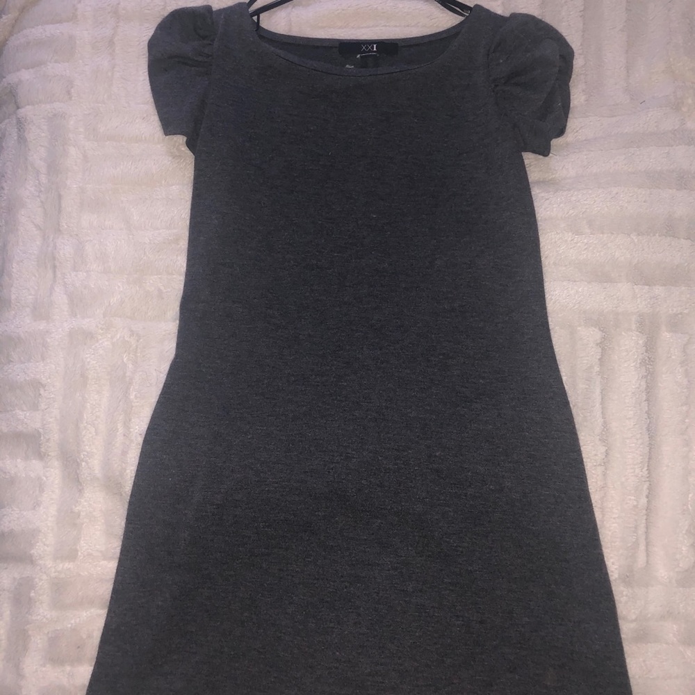 Grey mini dress with capped sleeves